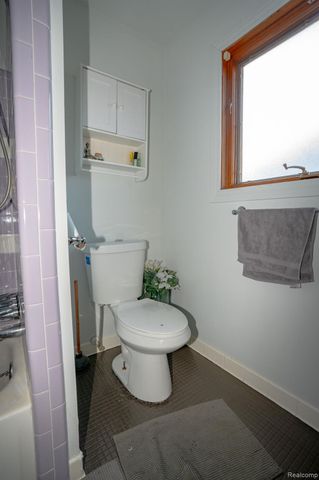 13657 Jenny Drive, Warren, MI 48088