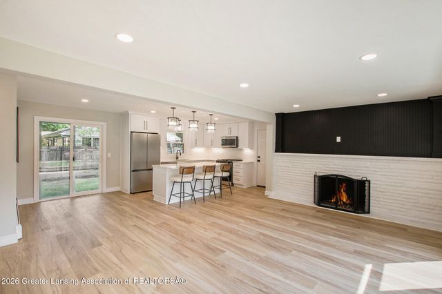 4350 Oakwood Drive, Okemos, MI 48864