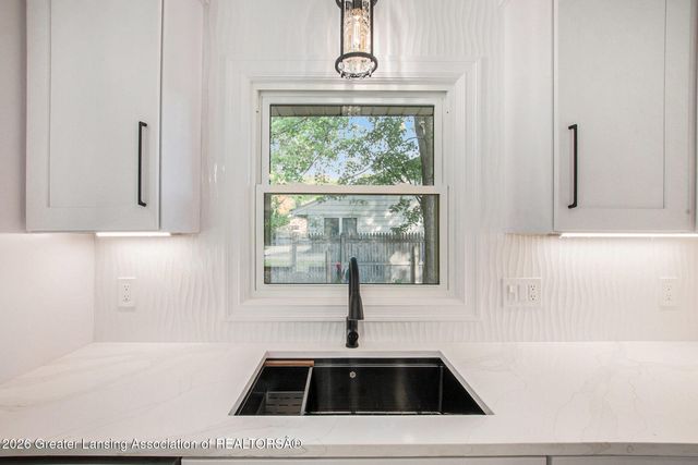 4350 Oakwood Drive, Okemos, MI 48864