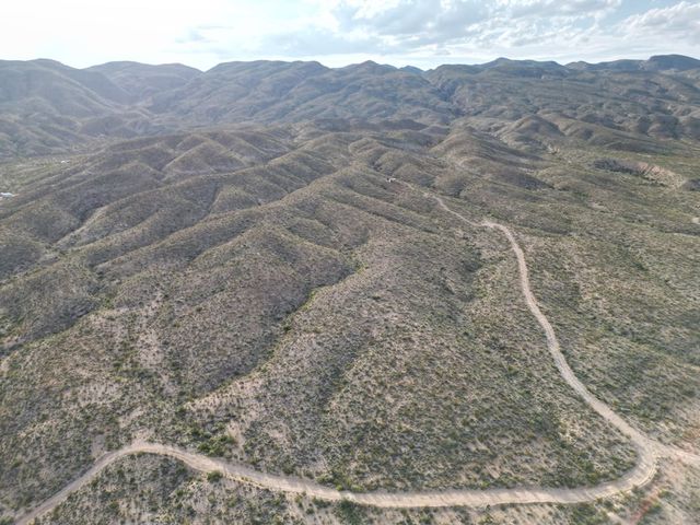 101 Martin Cutacross Rd., Terlingua, TX 79852