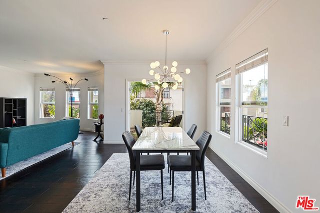 1862 S Bentley Avenue 202, Los Angeles, CA 90025