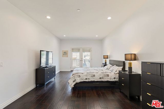 1862 S Bentley Avenue 202, Los Angeles, CA 90025