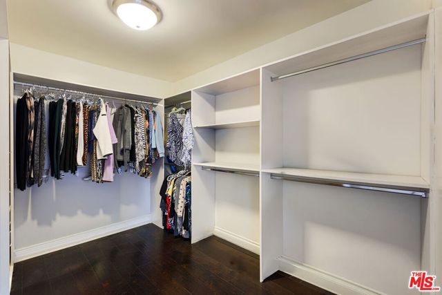 1862 S Bentley Avenue 202, Los Angeles, CA 90025