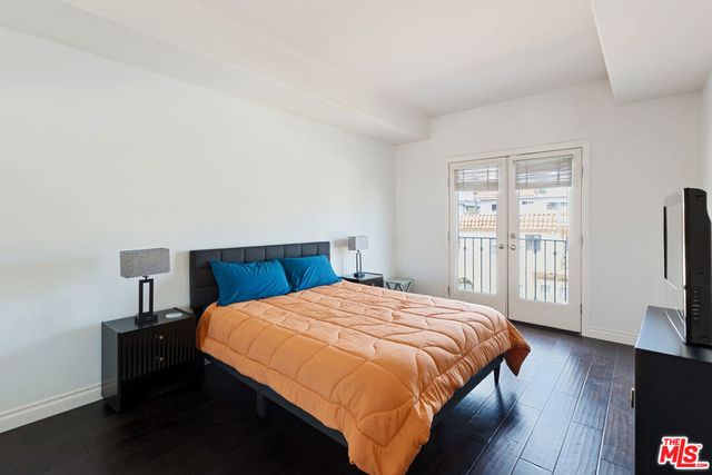 1862 S Bentley Avenue 202, Los Angeles, CA 90025