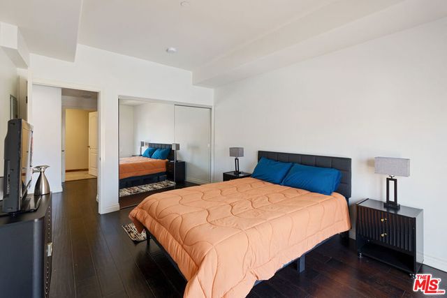 1862 S Bentley Avenue 202, Los Angeles, CA 90025
