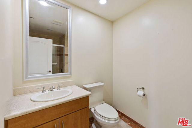 1862 S Bentley Avenue 202, Los Angeles, CA 90025
