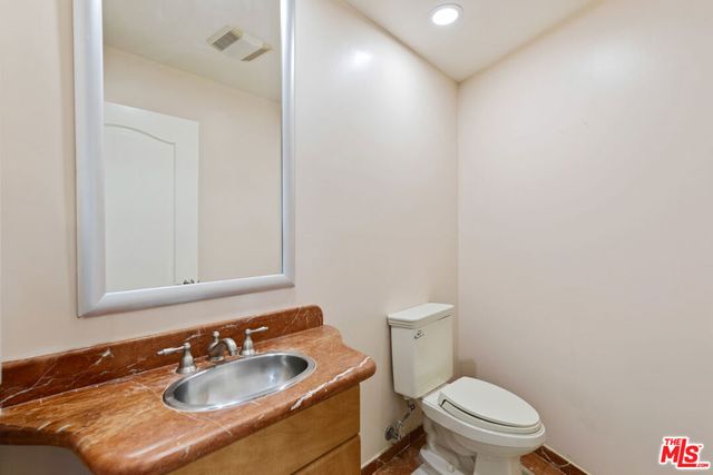 1862 S Bentley Avenue 202, Los Angeles, CA 90025