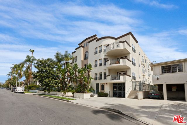 1862 S Bentley Avenue 202, Los Angeles, CA 90025