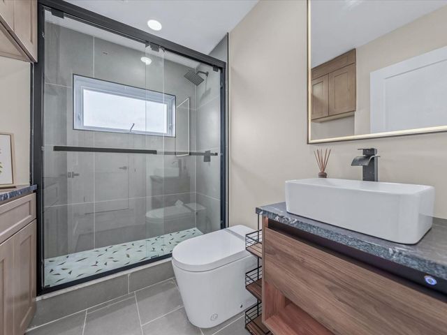 25 Lotus Lane, Westbury, NY 11590