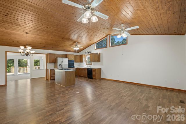 2008 Rock Springs Circle, Denver, NC 28037
