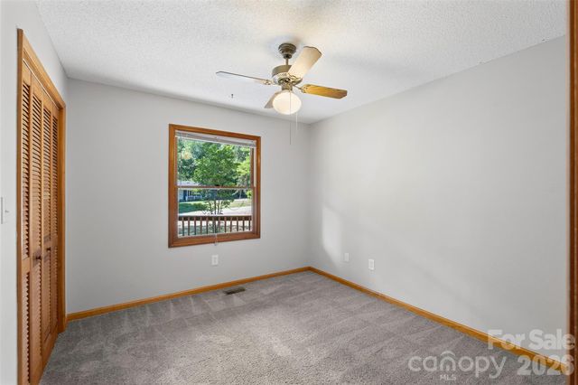 2008 Rock Springs Circle, Denver, NC 28037