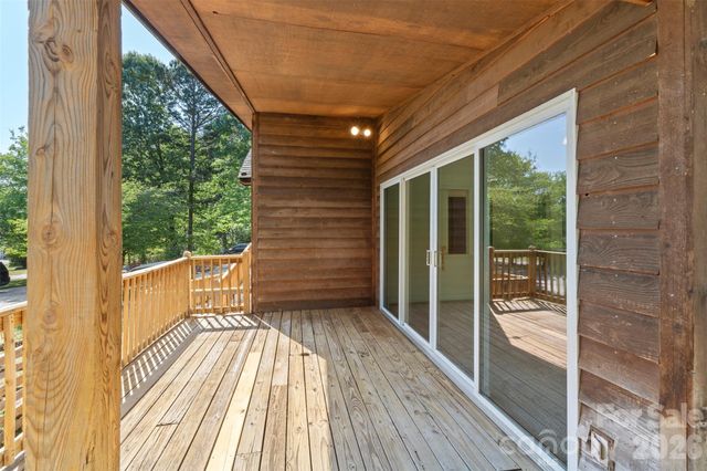 2008 Rock Springs Circle, Denver, NC 28037