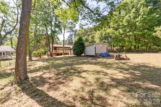 2008 Rock Springs Circle, Denver, NC 28037