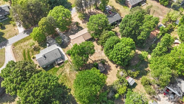 2008 Rock Springs Circle, Denver, NC 28037