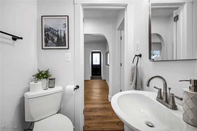 896 Indian Trail, Akron, OH 44314