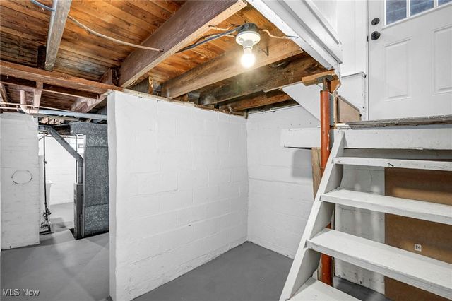 896 Indian Trail, Akron, OH 44314