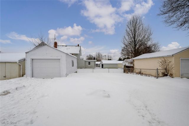 896 Indian Trail, Akron, OH 44314