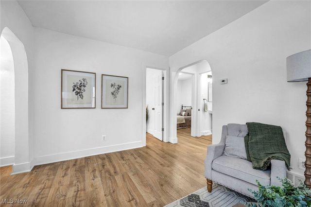 896 Indian Trail, Akron, OH 44314