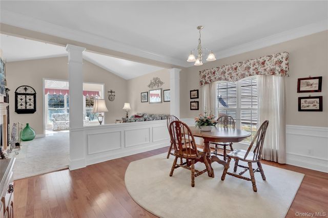 3 Louden Loop, Mount Sinai, NY 11766