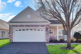 3 Louden Loop, Mount Sinai, NY 11766