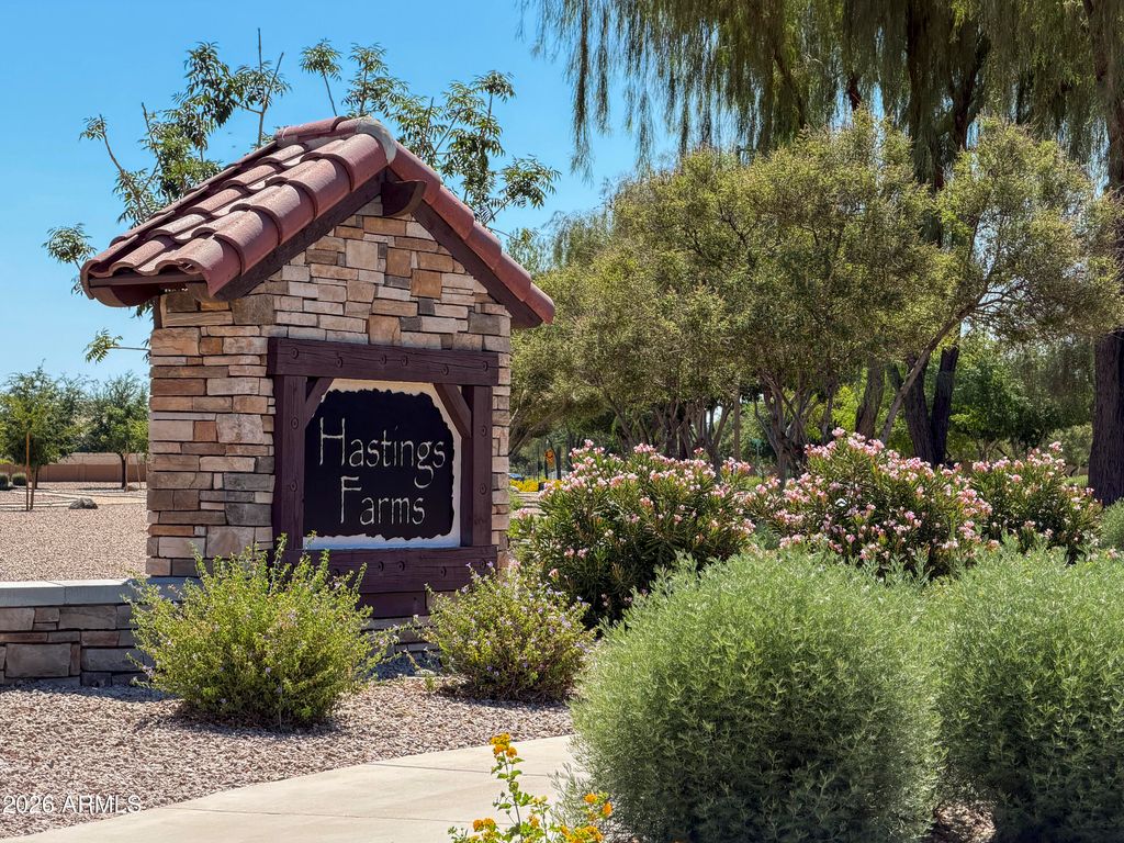 Image 32 of property listing at 20958 E PECAN Lane, Queen Creek, AZ 85142
