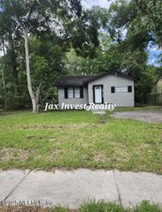 1050 HOOD Avenue, Jacksonville, FL 32254