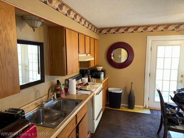 104 Math Lane, Roland, OK 74954