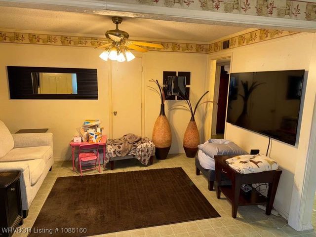 104 Math Lane, Roland, OK 74954