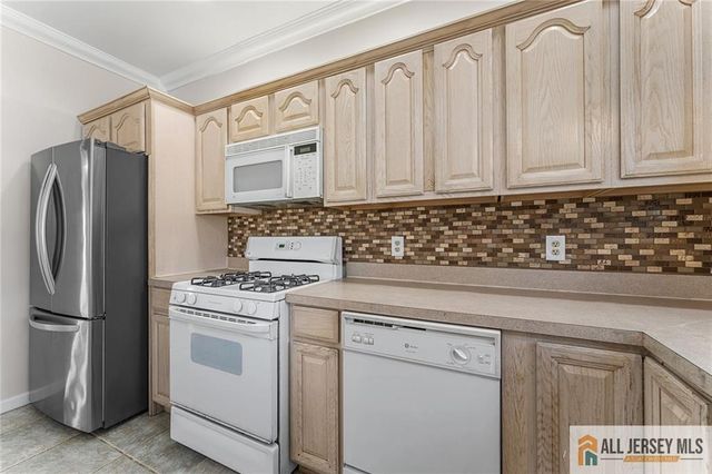 57 Westervelt Avenue, Edison, NJ 08817