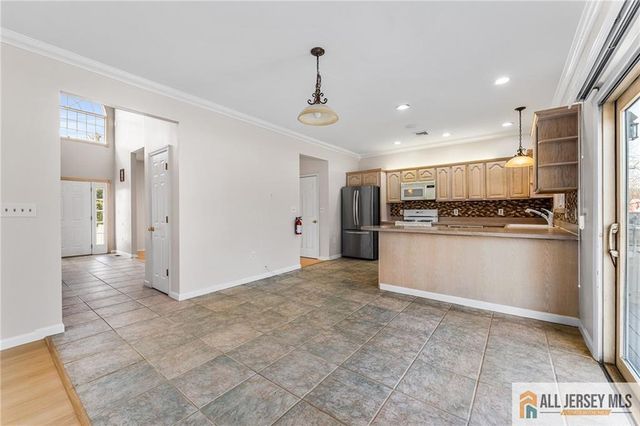 57 Westervelt Avenue, Edison, NJ 08817