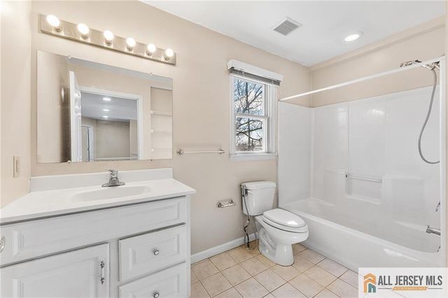 57 Westervelt Avenue, Edison, NJ 08817