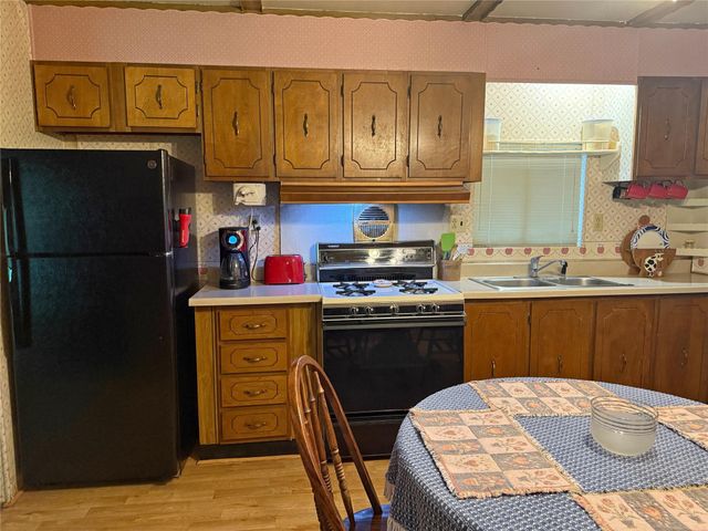 67 Pine Place, Point Blank, TX 77364