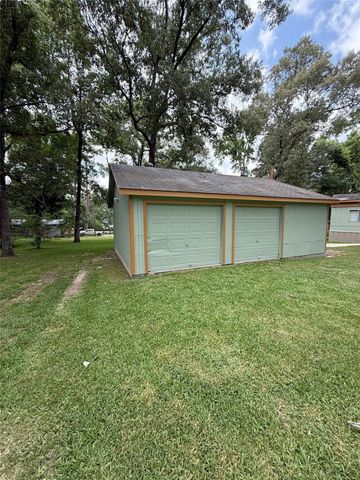 67 Pine Place, Point Blank, TX 77364