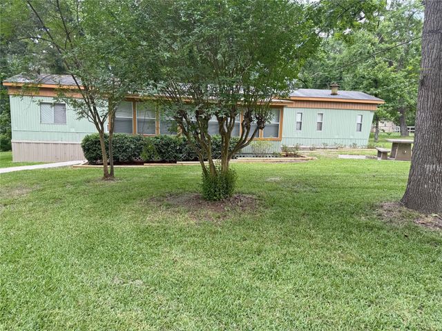 67 Pine Place, Point Blank, TX 77364