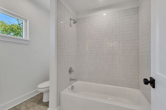 5917D Robertson Ave, Nashville, TN 37209