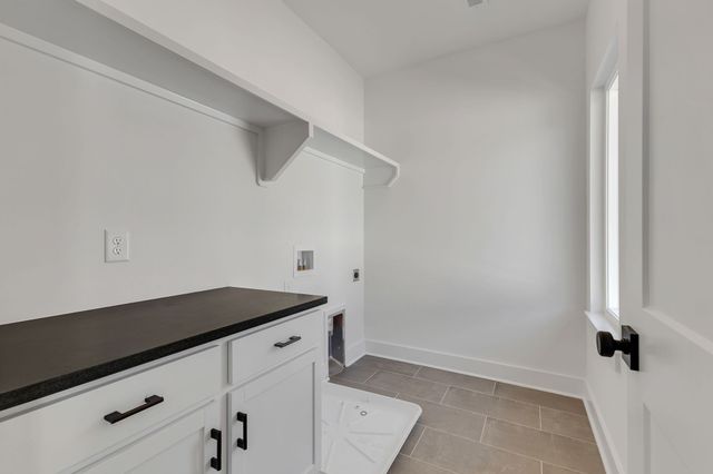 5917D Robertson Ave, Nashville, TN 37209