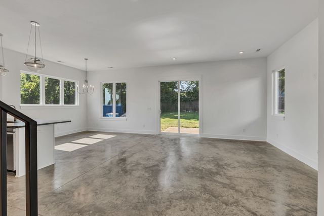 5917D Robertson Ave, Nashville, TN 37209