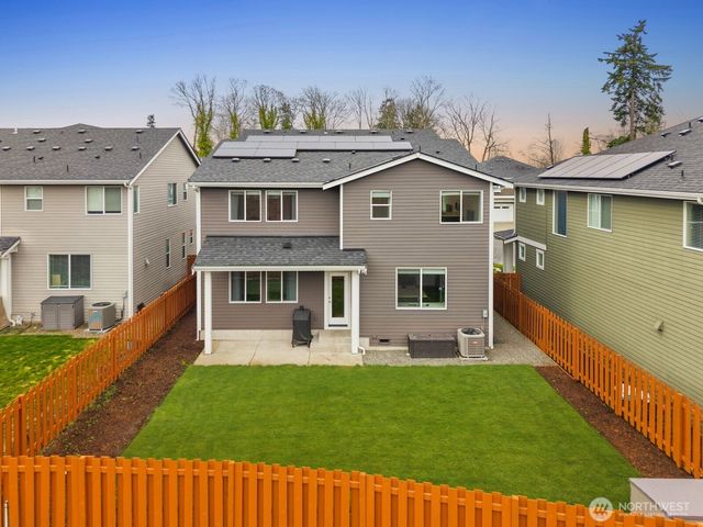 27318 14th Court S, Des Moines, WA 98198