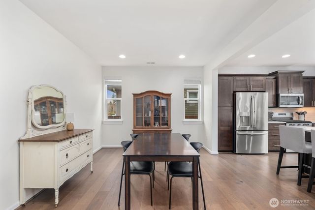 27318 14th Court S, Des Moines, WA 98198