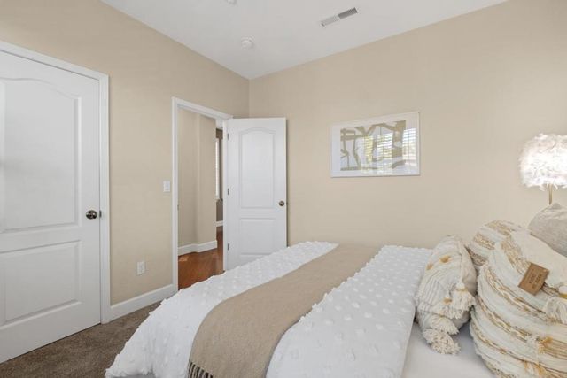 20582 Murano Circle, Cupertino, CA 95014