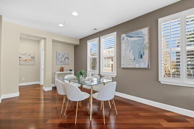 20582 Murano Circle, Cupertino, CA 95014