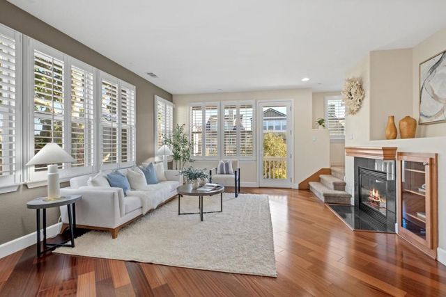 20582 Murano Circle, Cupertino, CA 95014