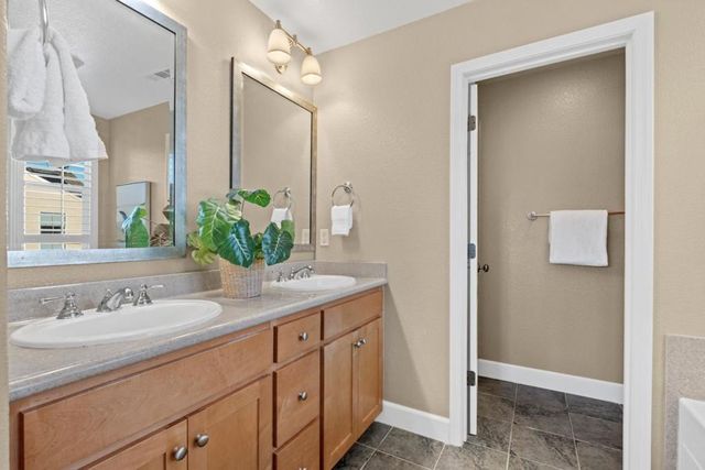 20582 Murano Circle, Cupertino, CA 95014