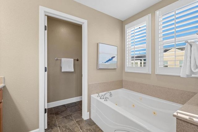 20582 Murano Circle, Cupertino, CA 95014