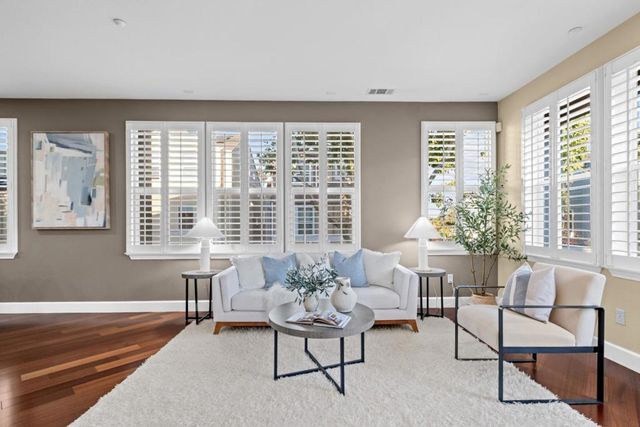 20582 Murano Circle, Cupertino, CA 95014