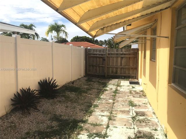 2724 NE 32nd Street 1, Fort Lauderdale, FL 33306