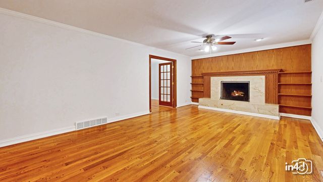 2745 Covert Road, Glenview, IL 60025