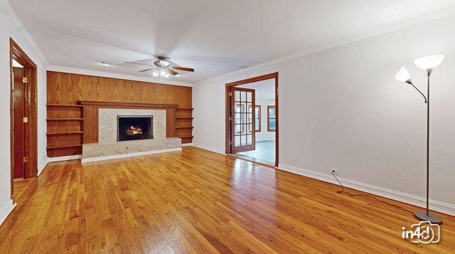 2745 Covert Road, Glenview, IL 60025