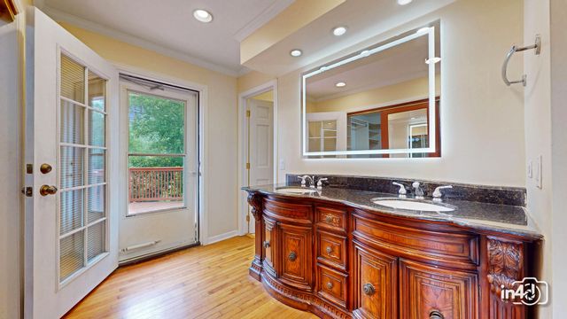2745 Covert Road, Glenview, IL 60025