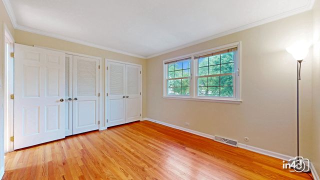 2745 Covert Road, Glenview, IL 60025